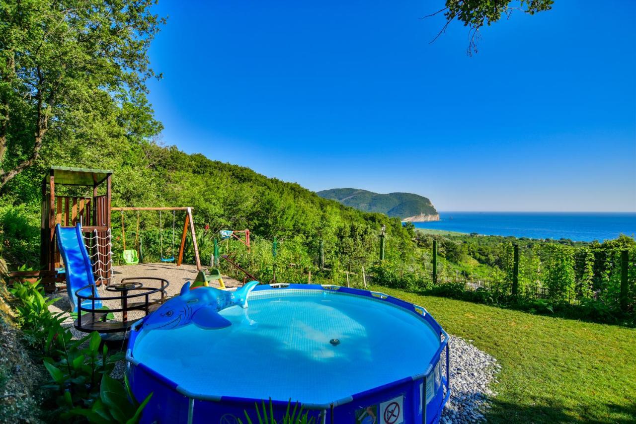 Pataki Studios Petrovac Εξωτερικό φωτογραφία