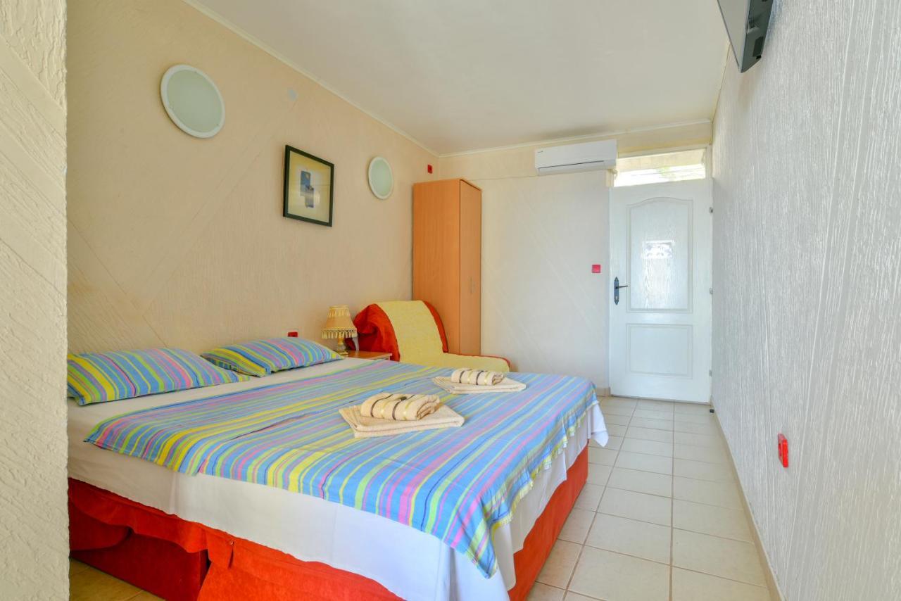 Pataki Studios Petrovac Εξωτερικό φωτογραφία
