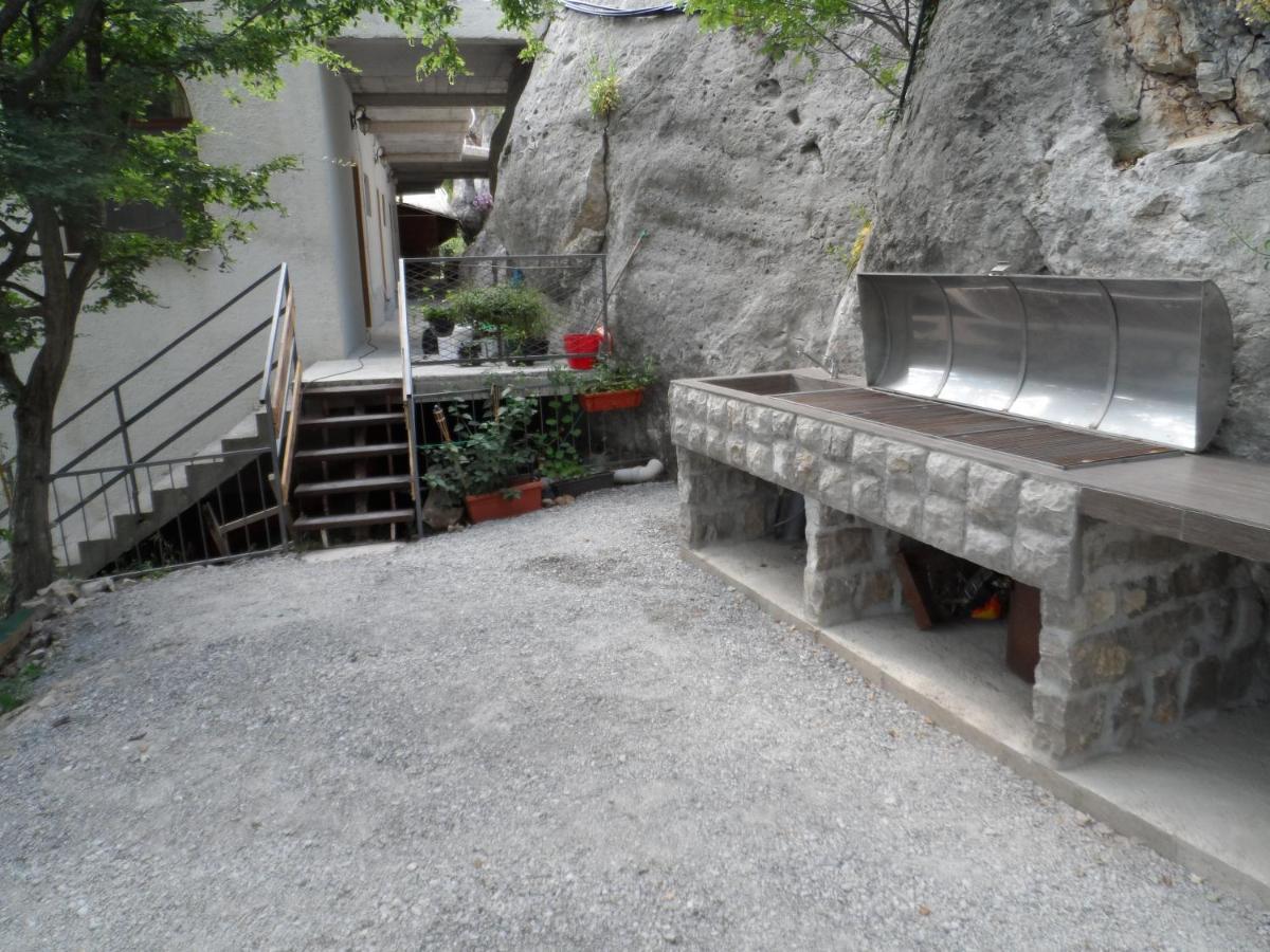 Pataki Studios Petrovac Εξωτερικό φωτογραφία
