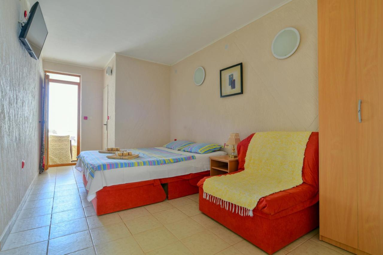 Pataki Studios Petrovac Εξωτερικό φωτογραφία