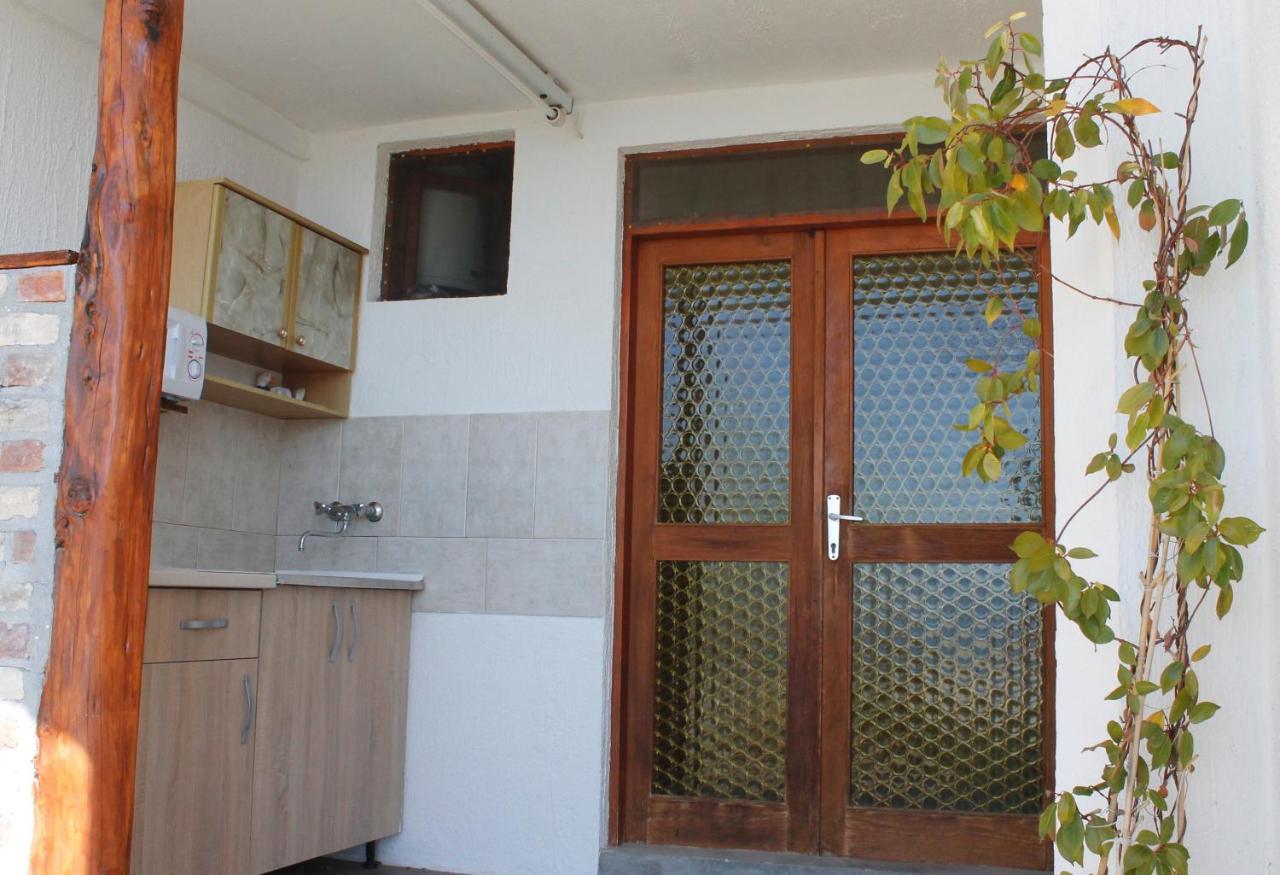Pataki Studios Petrovac Εξωτερικό φωτογραφία